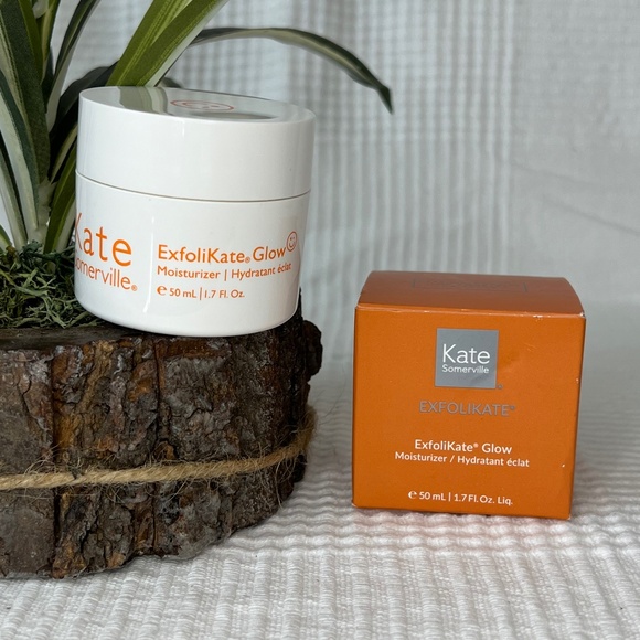 Kate Somerville Exfolikate Glow Moisturizer - Picture 4 of 7